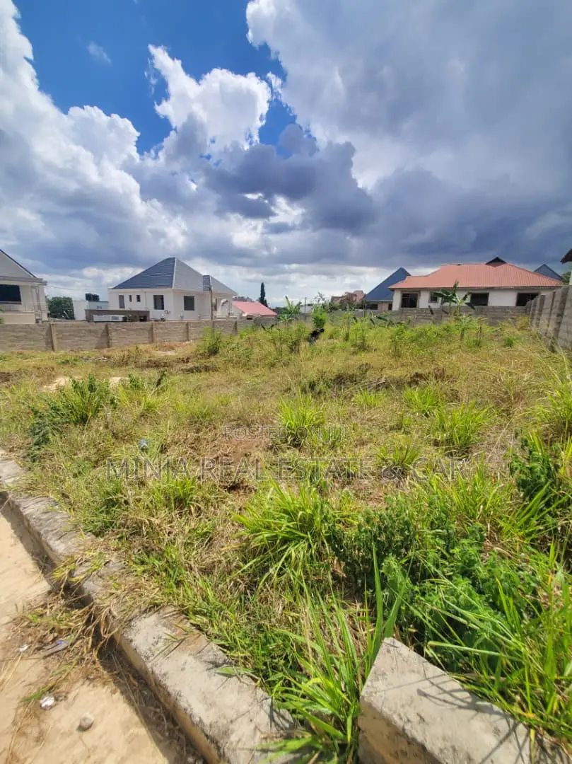 Plot for Sale Madale Uzunguni in Goba