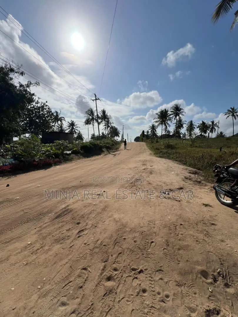 Corner Plot for Sale Mivumoni Block 6 Umoja Road, Dar Es Salaam. in Goba