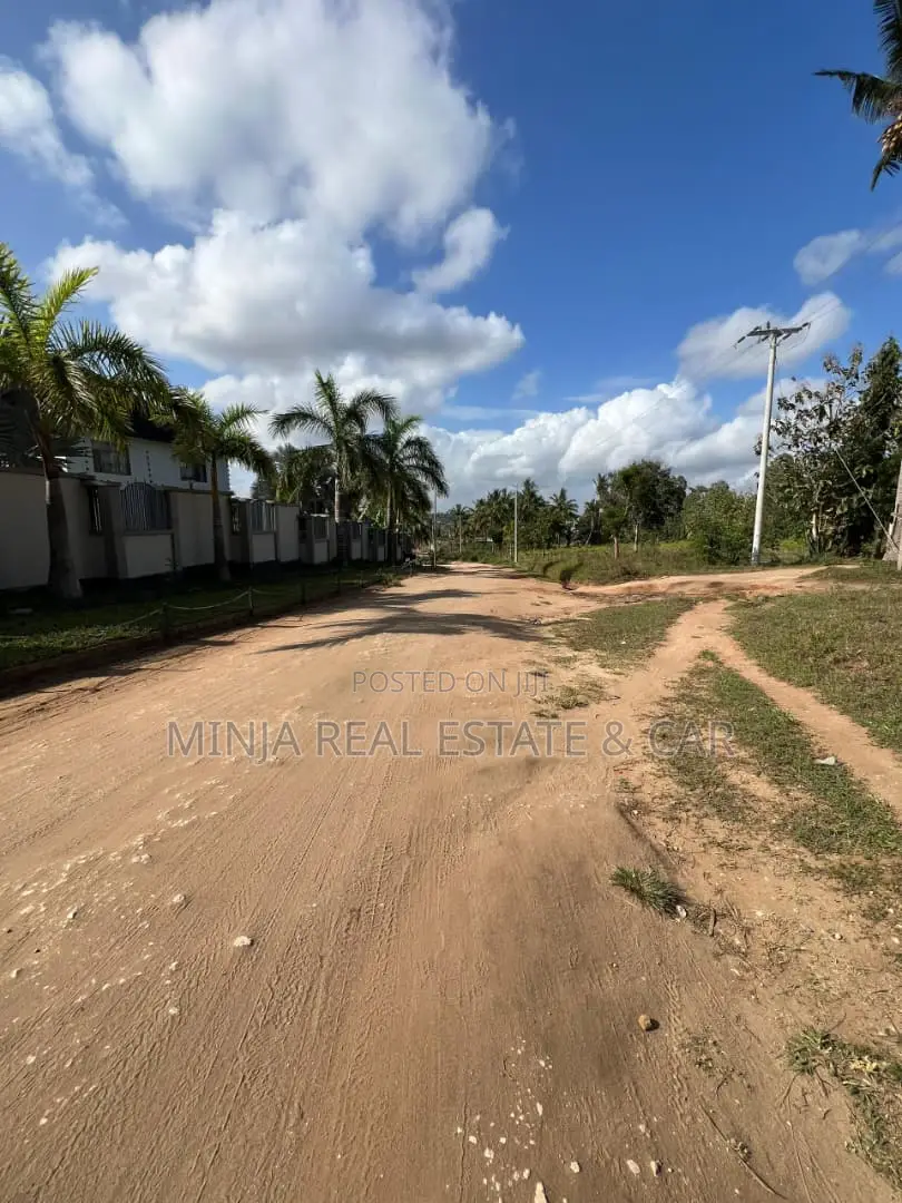 Corner Plot for Sale Mivumoni Block 6 Umoja Road, Dar Es Salaam. in Goba