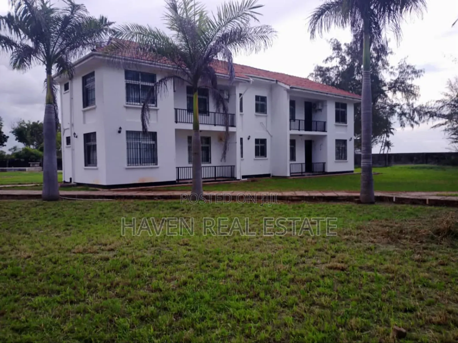 20bdrm House in Kunduchi for sale in Kunduchi