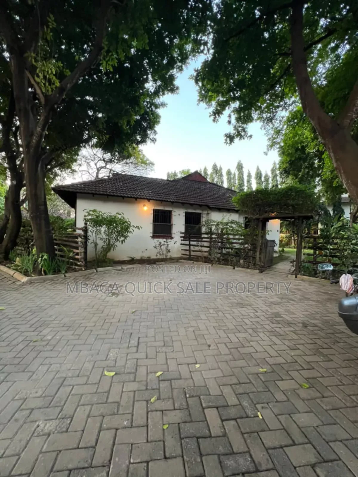 Furnished 4bdrm House in Oyster Vay for rent in Oyster Bay