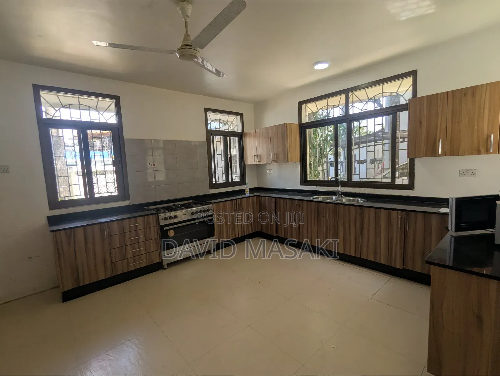 4bdrm Villa in Villas, Masaki for rent in Masaki