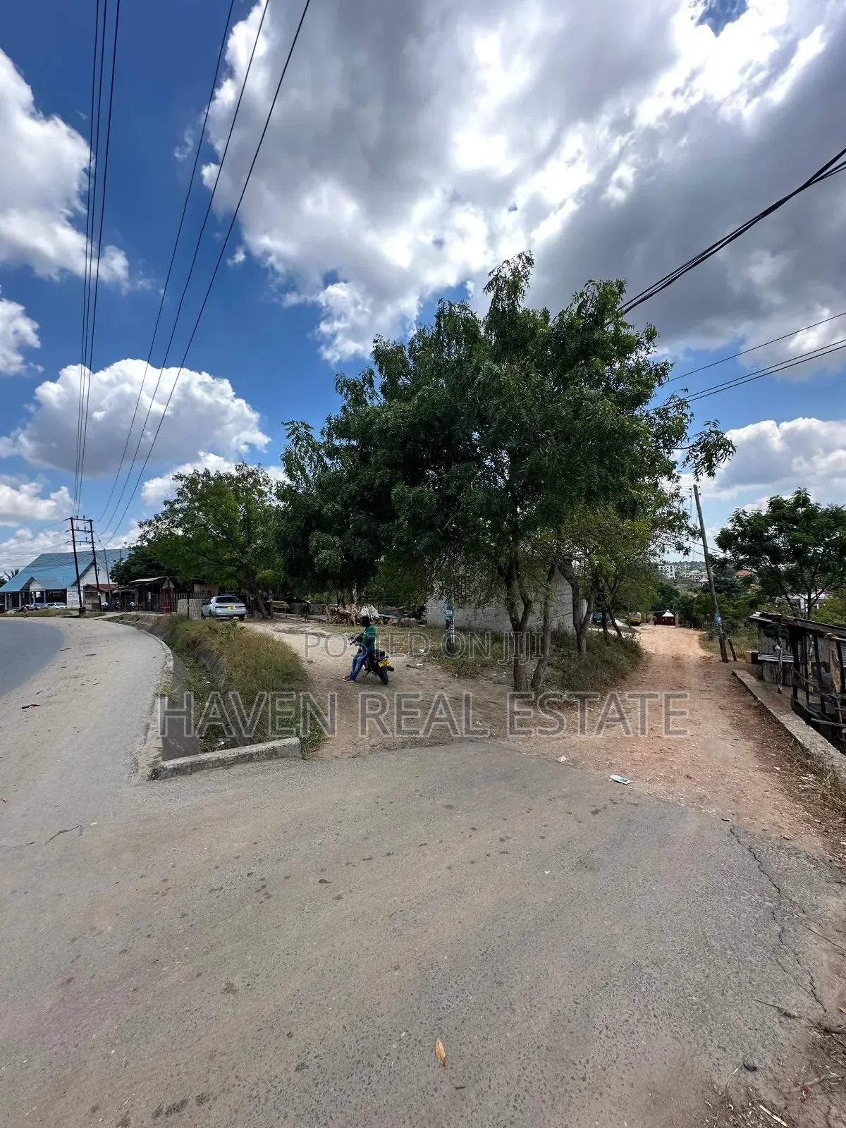 1acre Plot for Sale at Mbezi Beach in Mbezi Beach
