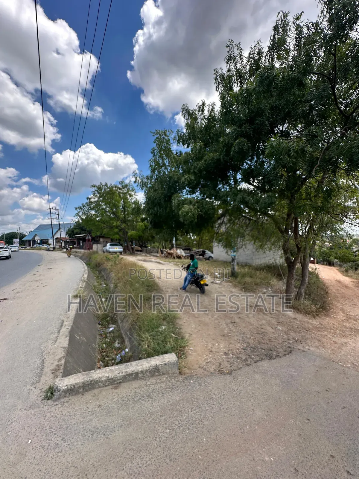 1acre Plot for Sale at Mbezi Beach in Mbezi Beach