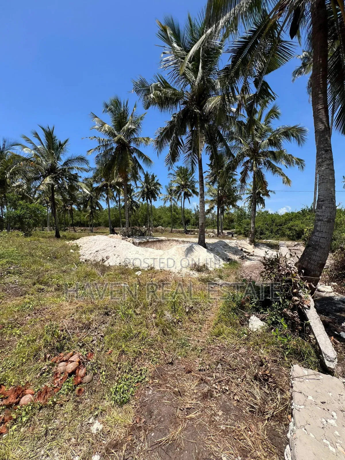 Mangrove Beach Plot for Sale at Pongwe, Zanzibar in Mjini Magharibi