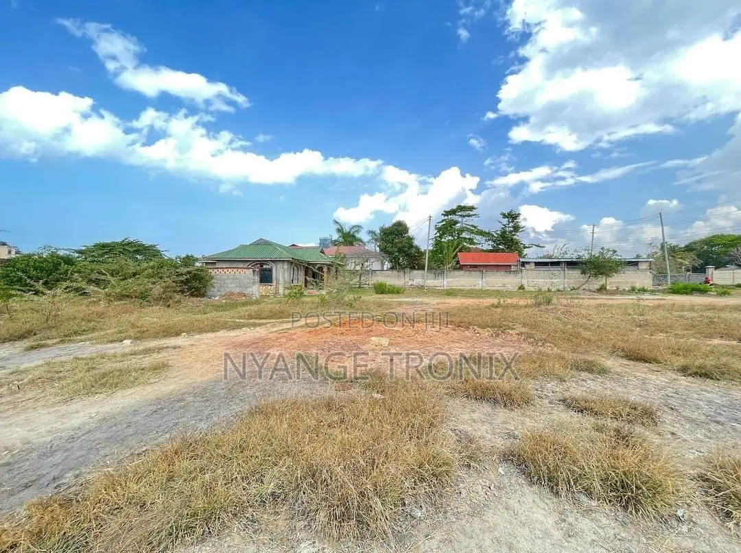 Bahari Beach Plot for Sale ( Square Meter 3761) in Kunduchi
