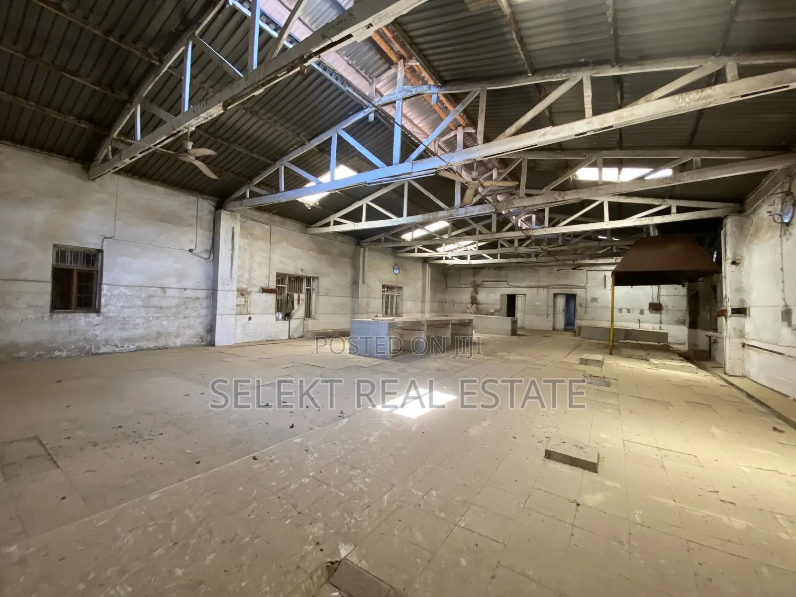 1589sqm Prime Warehouse at Ipogolo, Iringa Region for Sale in Ipogolo