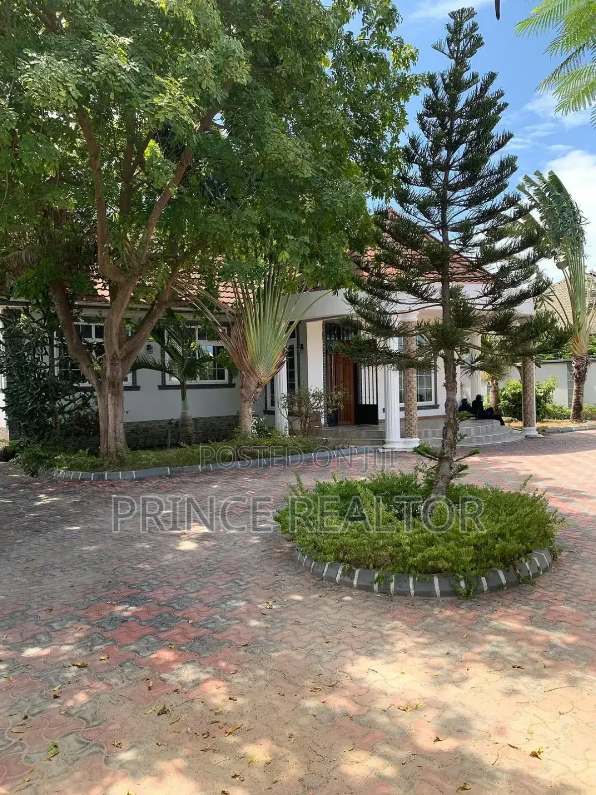 3bdrm House in Mbweni, Kinondoni for sale in Kinondoni