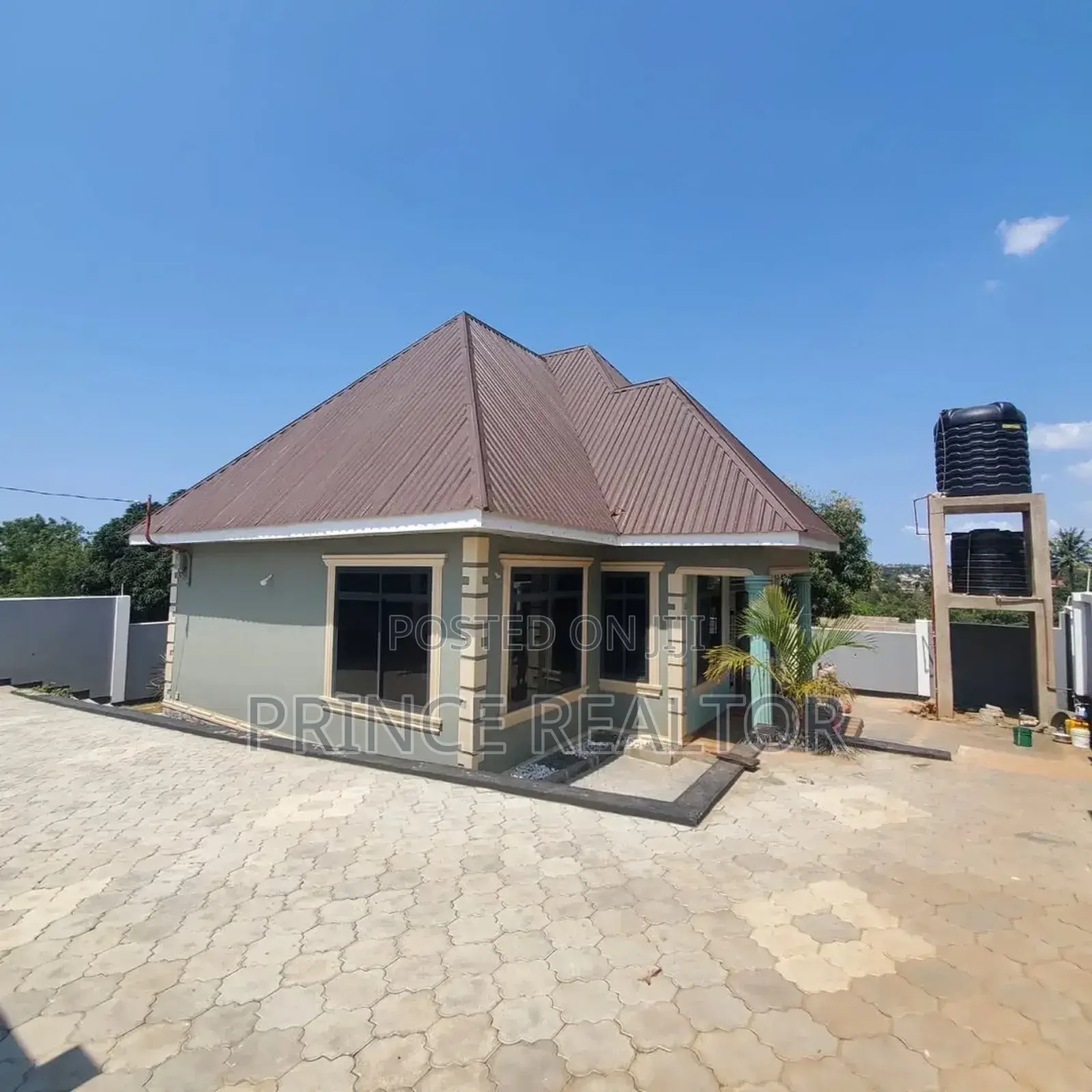 3bdrm House in Mbezi Msumi, Kinondoni for sale in Kinondoni