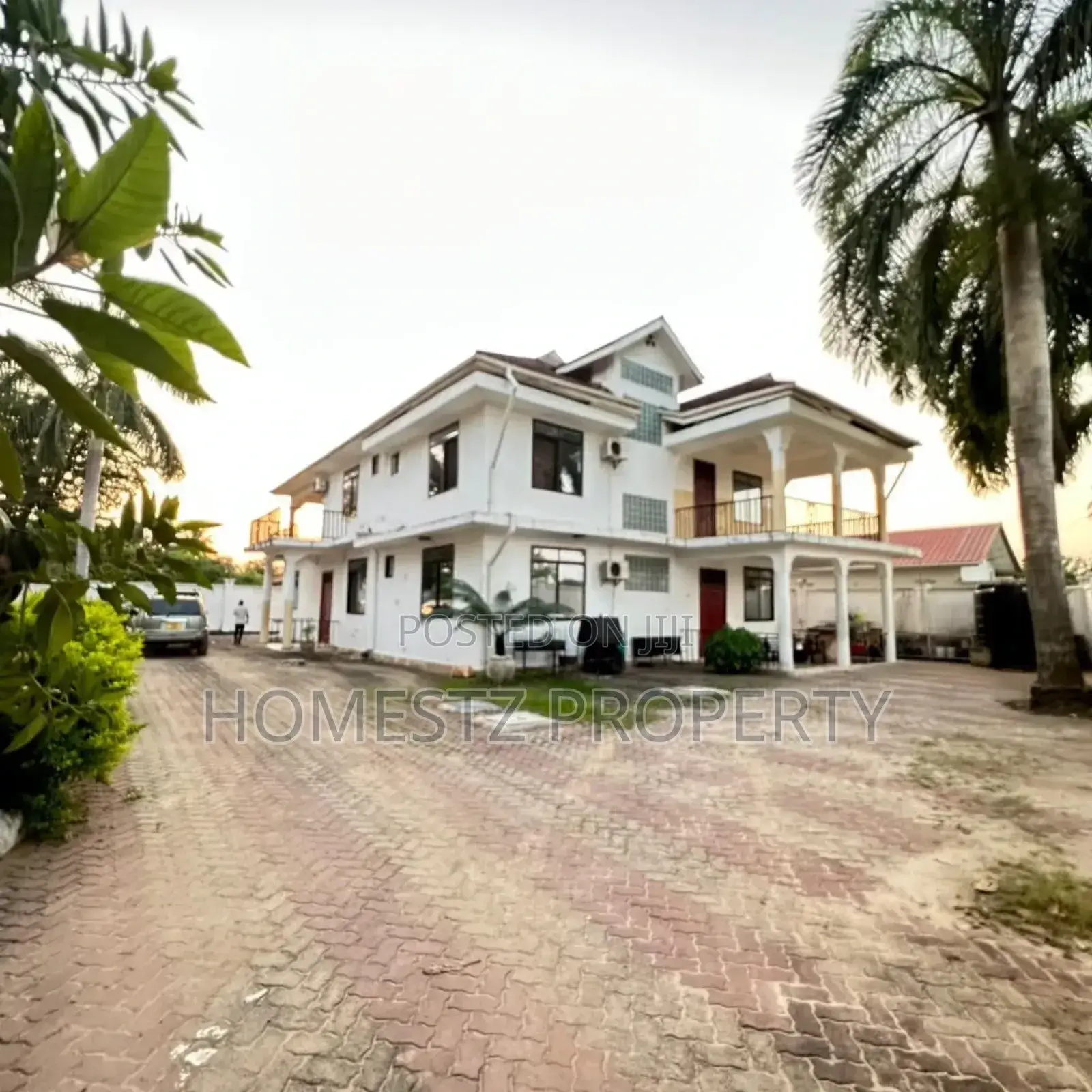 6bdrm House in Kunduchi Beach, Kinondoni for sale in Kinondoni