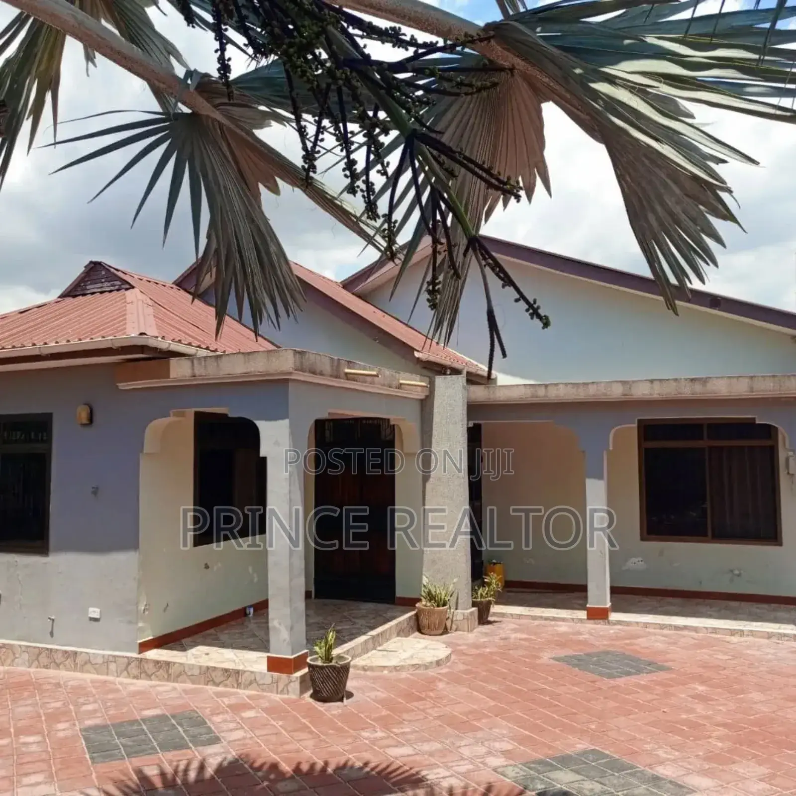 4bdrm House in Bahari Beach, Kinondoni for sale in Kinondoni