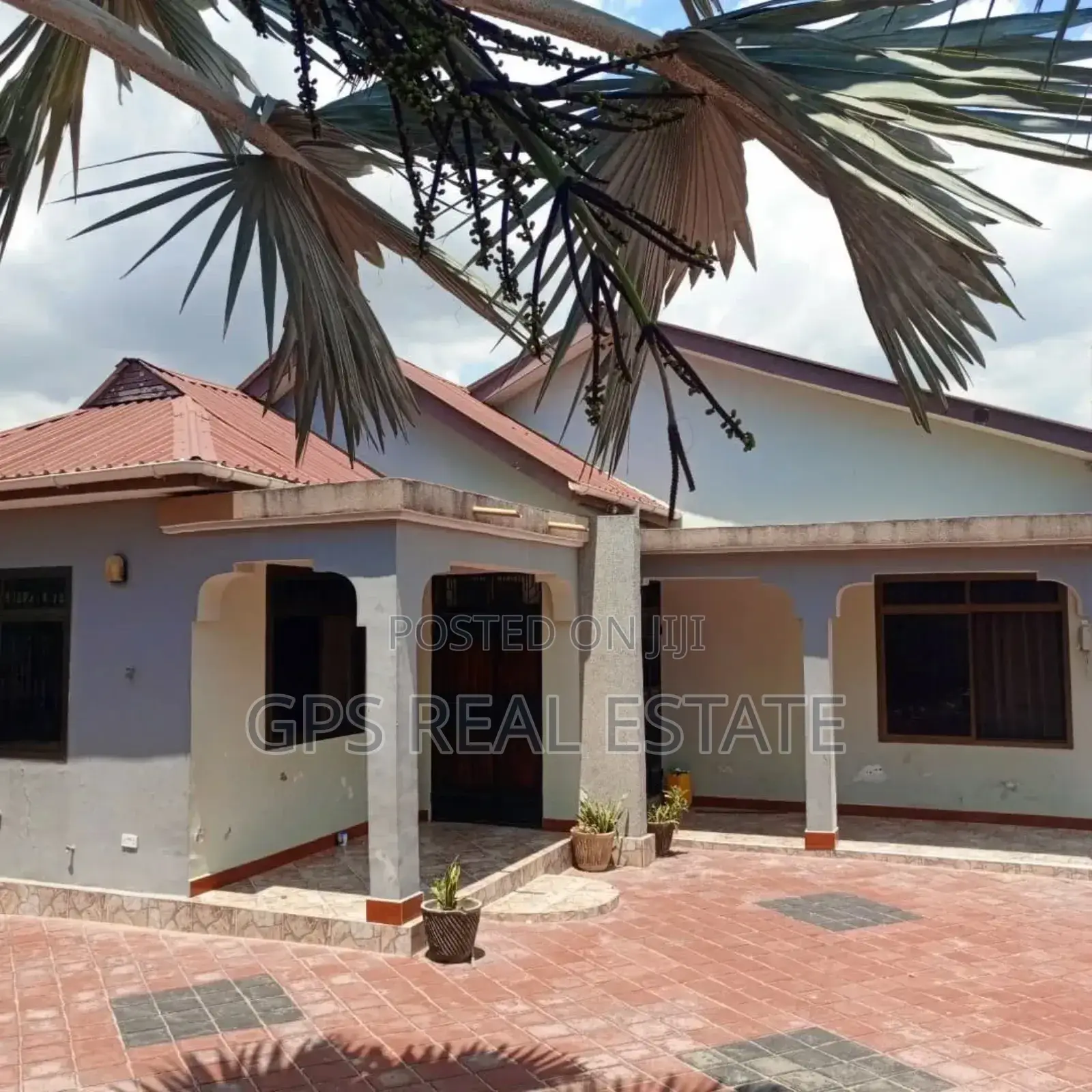 4bdrm House in Bahari Beach, Kinondoni for sale in Kinondoni