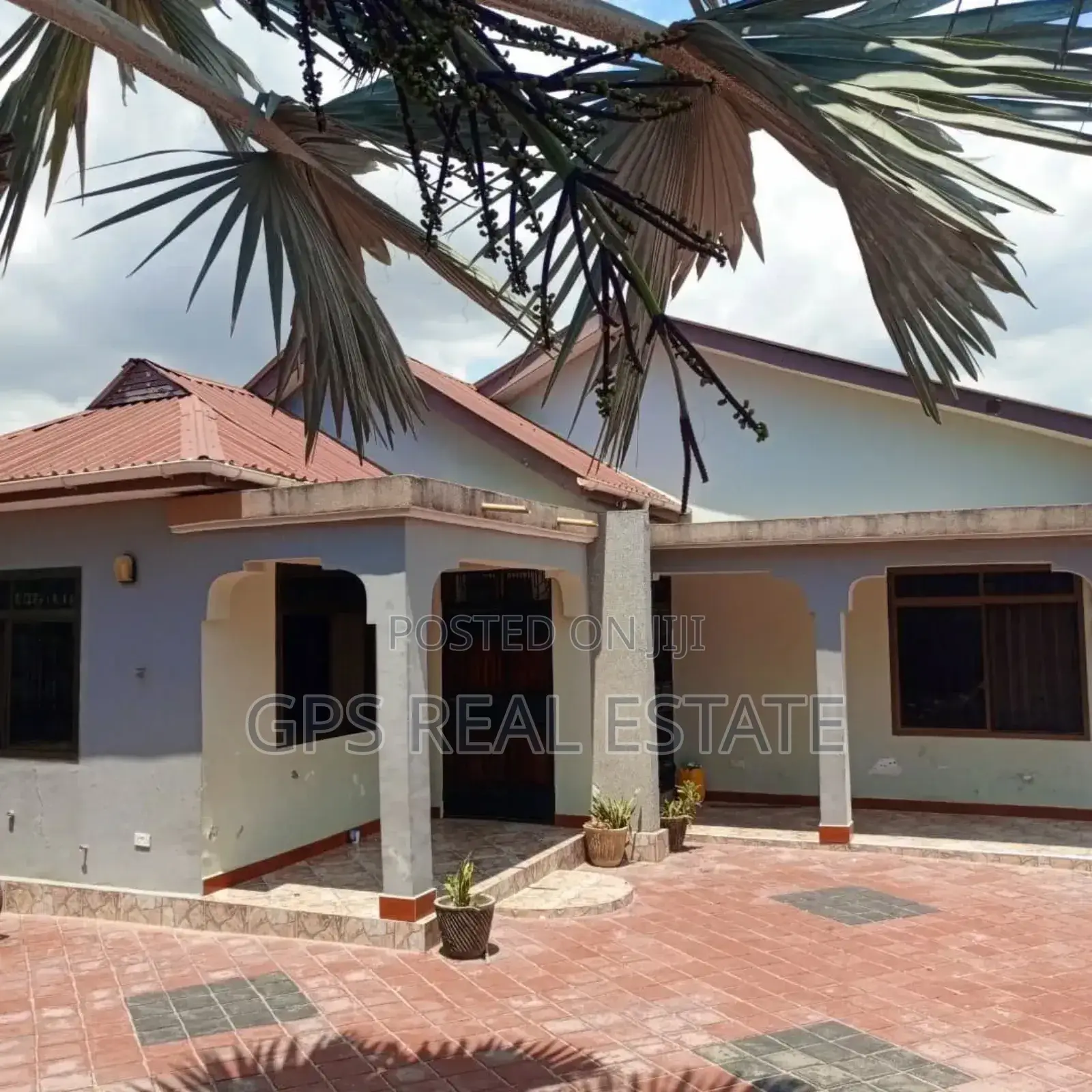 4bdrm House in Bahari Beach, Kinondoni for sale in Kinondoni
