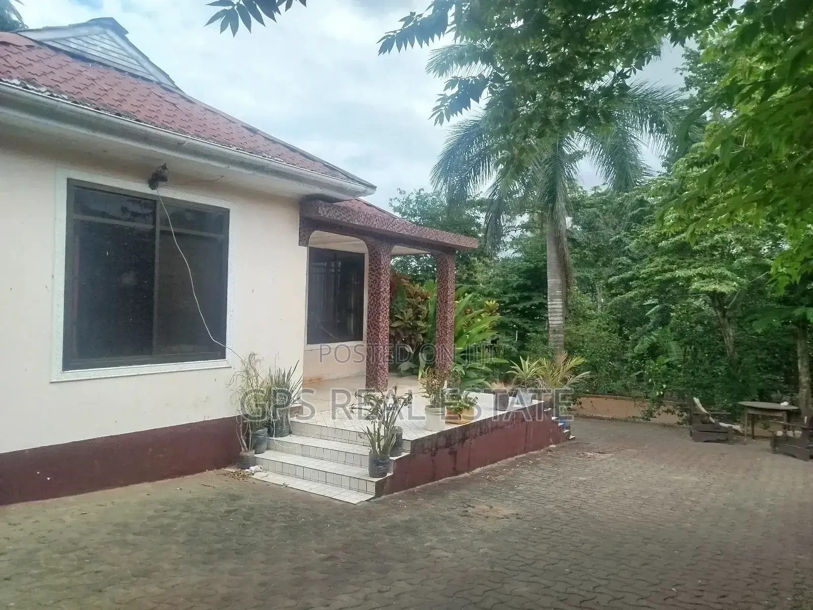 3bdrm House in Mbezi Mwisho, Kinondoni for sale in Kinondoni