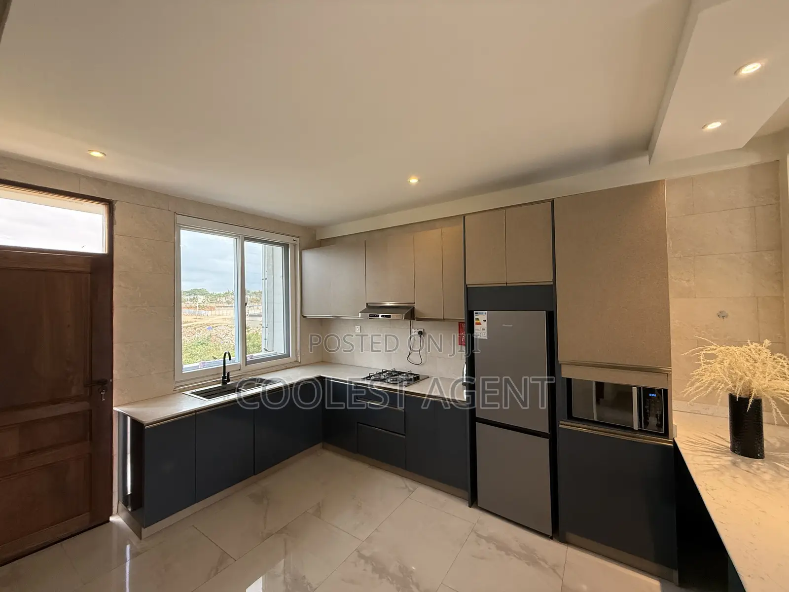 Furnished 2bdrm Apartment in Coolest Estate, Msasani for rent in Msasani