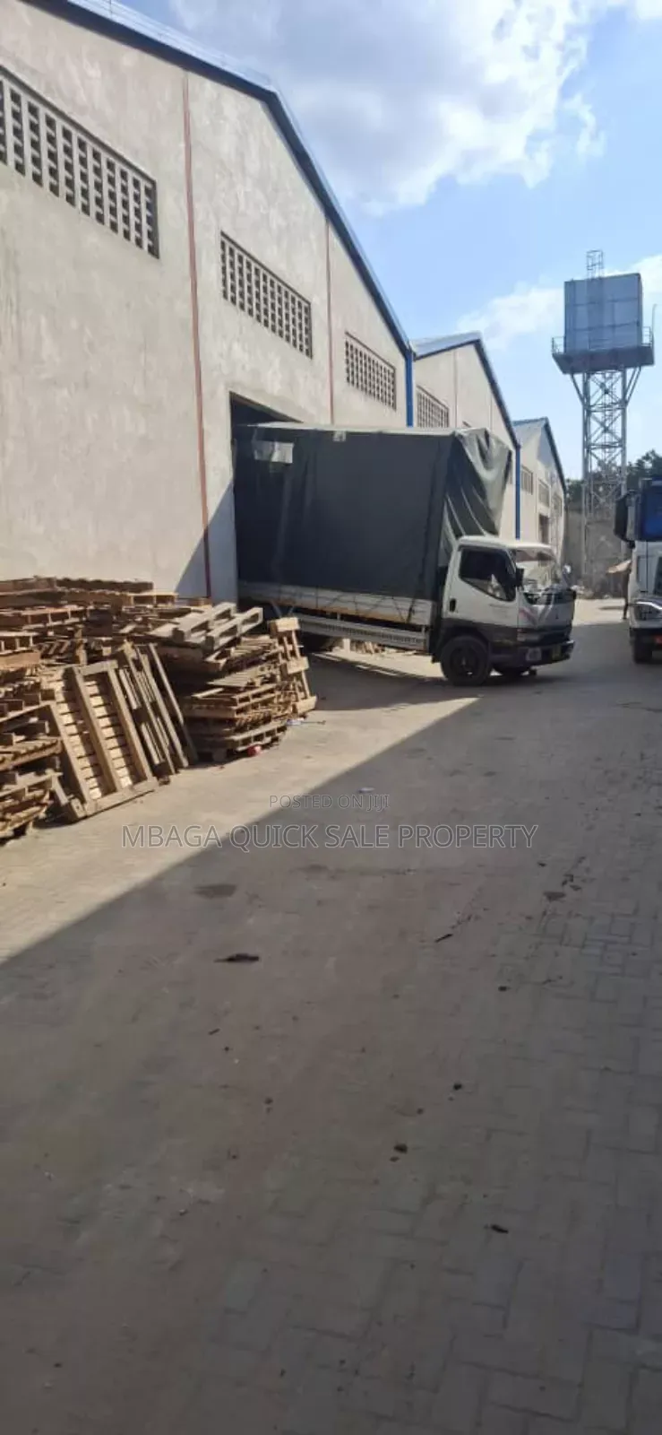 Warehouse Area SQM 600 for Rent at Mbezi Beach in Mbezi