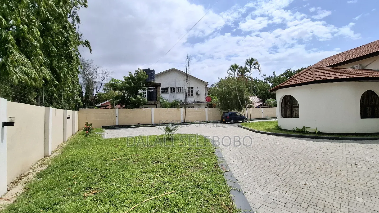 7bedrooms With Servant Quarter Better for Private Office in Mbezi Beach