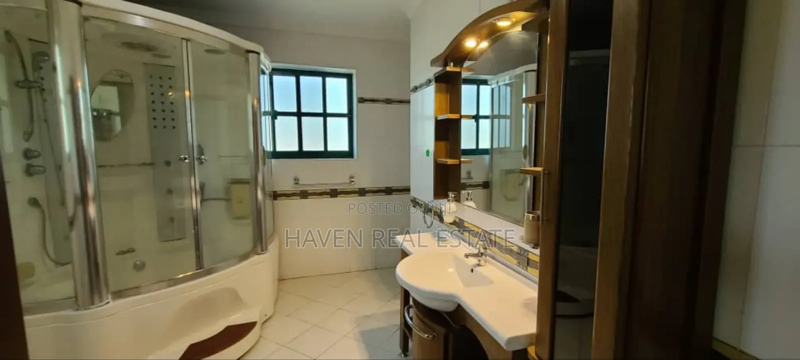 Furnished 5bdrm Villa in Msasani for rent in Msasani