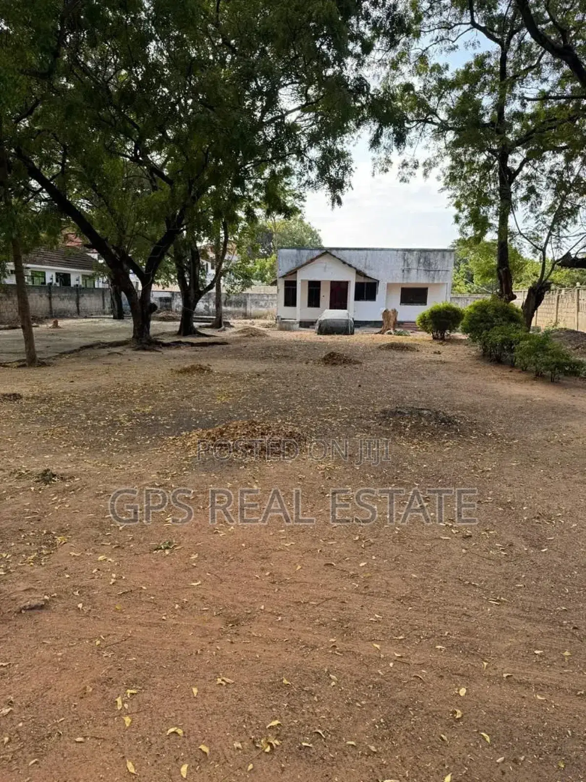 Second Beach Plot for Sale in Mbezi Beach in Kinondoni
