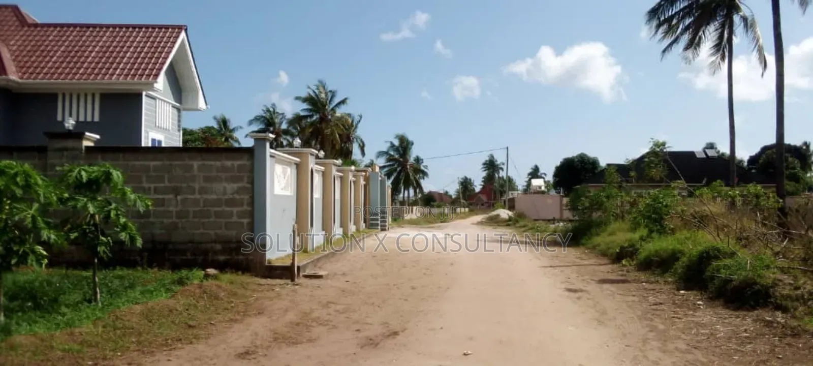 Kiwanja Kinauzwa Gezaulole Kigamboni in Kigamboni