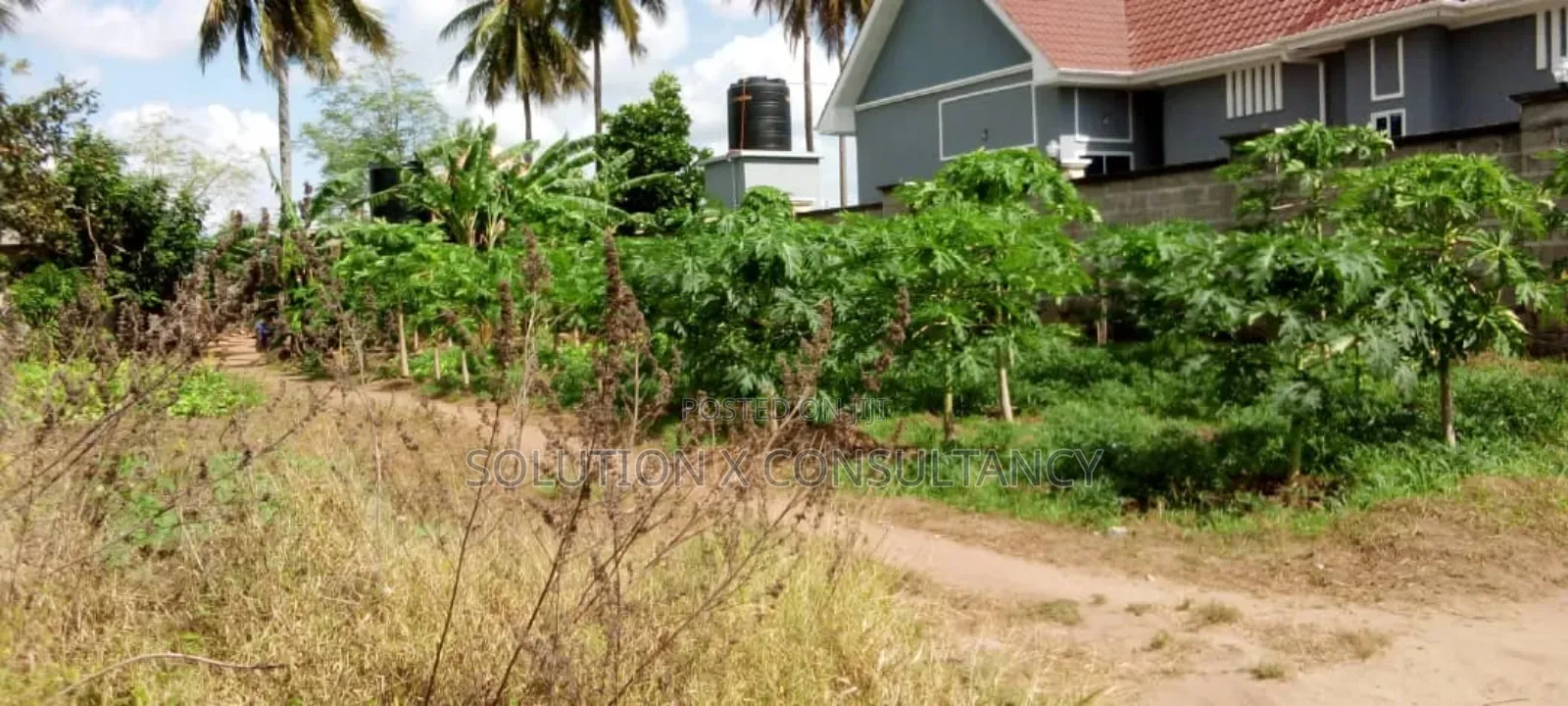Kiwanja Kinauzwa Gezaulole Kigamboni in Kigamboni