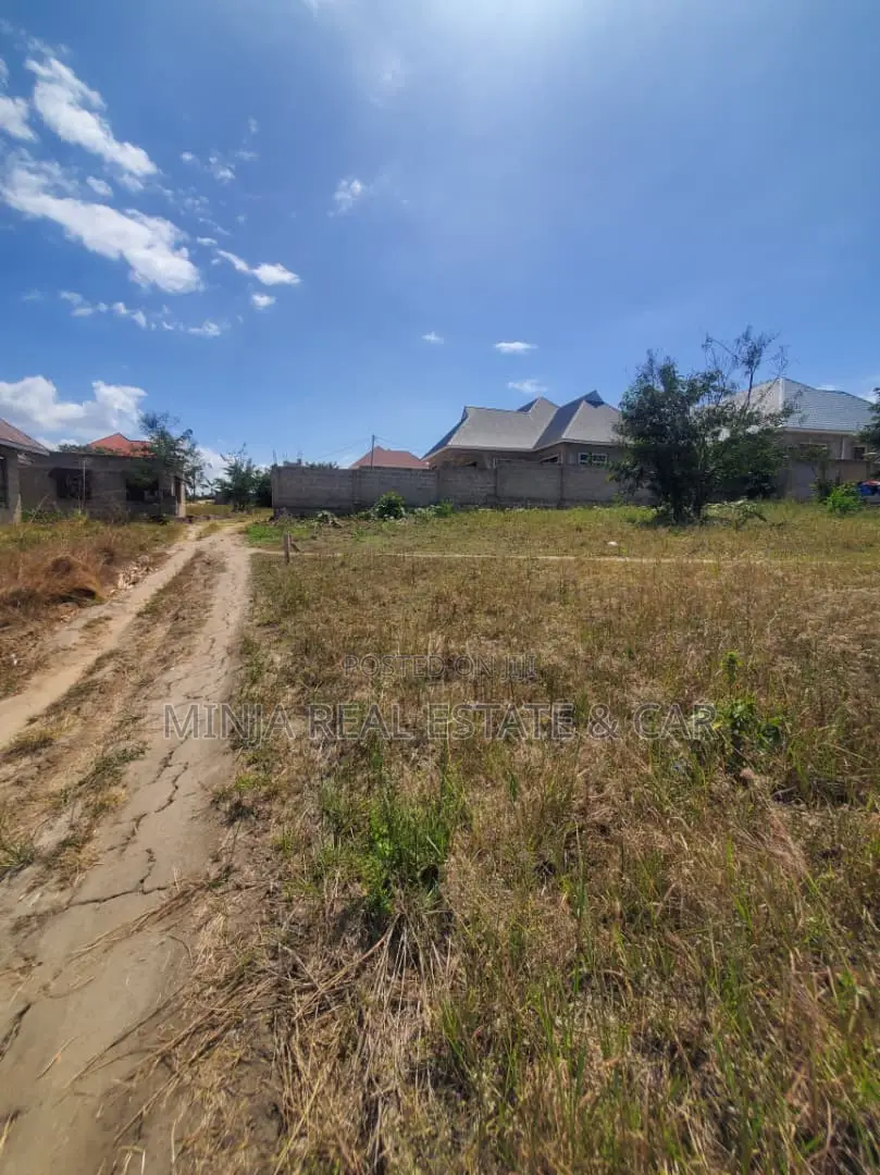 Big Plot in Terms of Size for Sale in Madale Msigani and Its Cheap in Goba