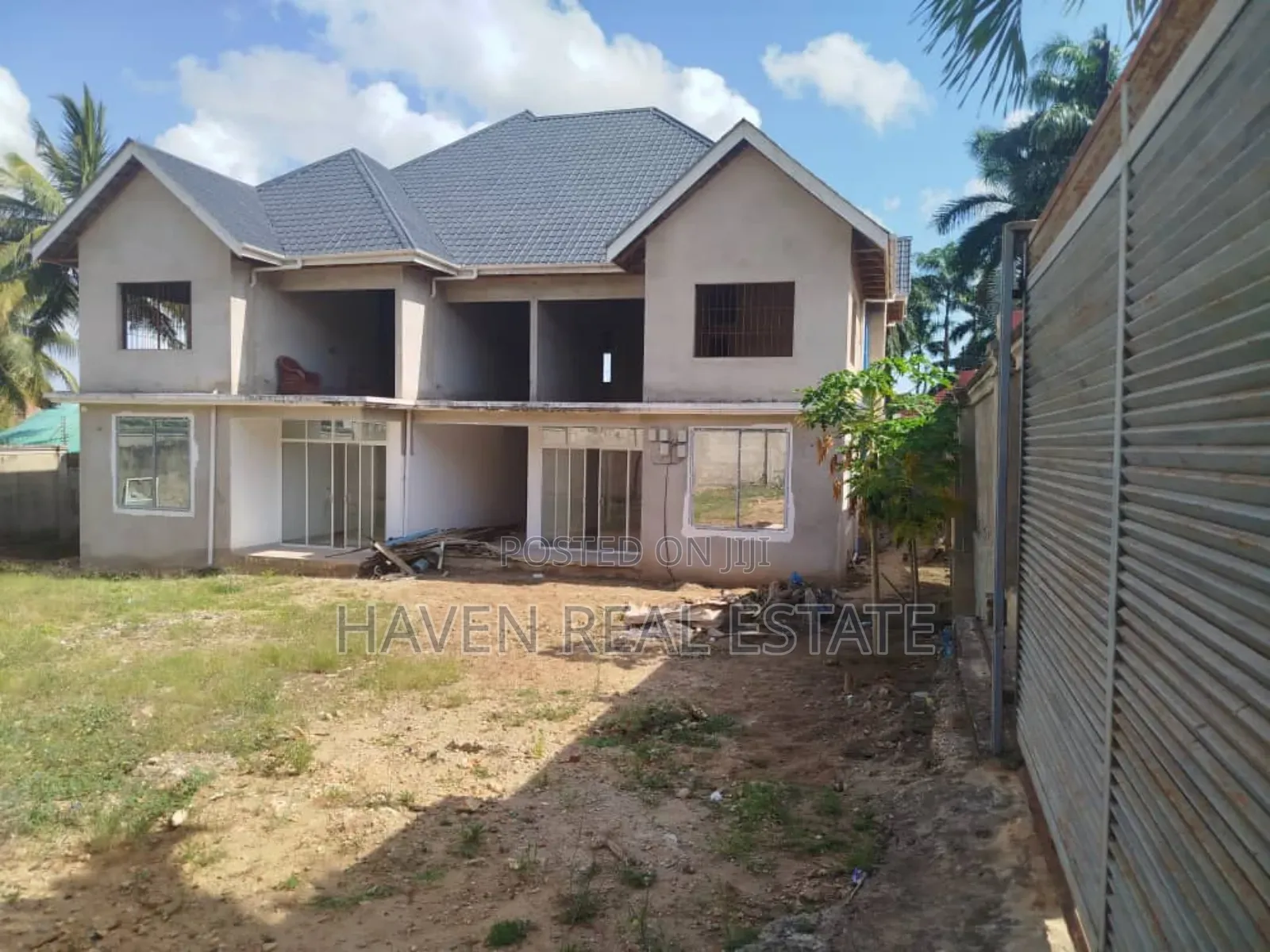 3bdrm Apartment in Kinondoni for sale in Kinondoni