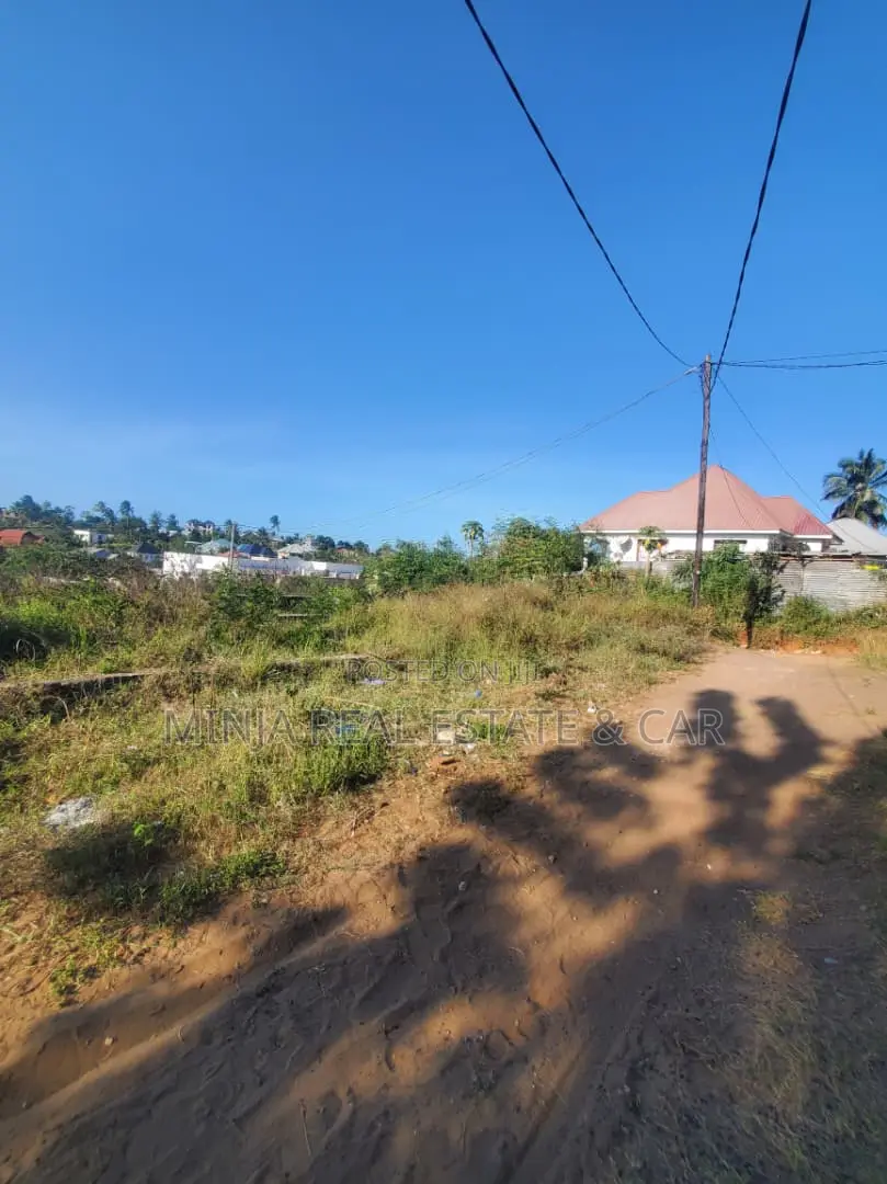 Kiwanja Kinauzwa Goba Muungano Marobo in Goba