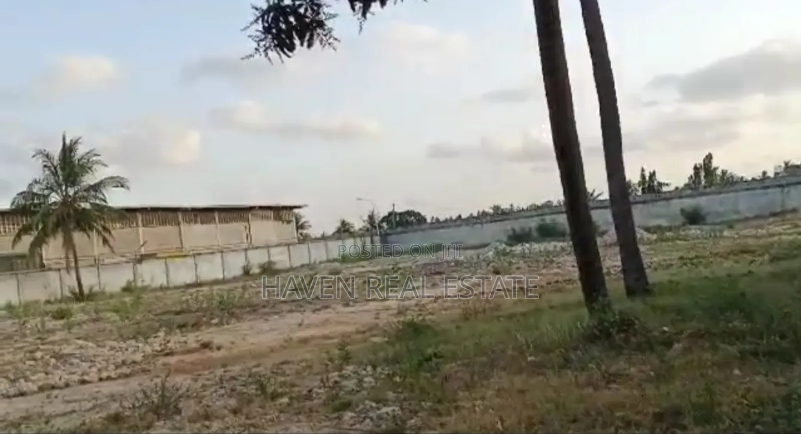 Yard Inauzwa Tabata Matumbi Industrial Area in Tabata