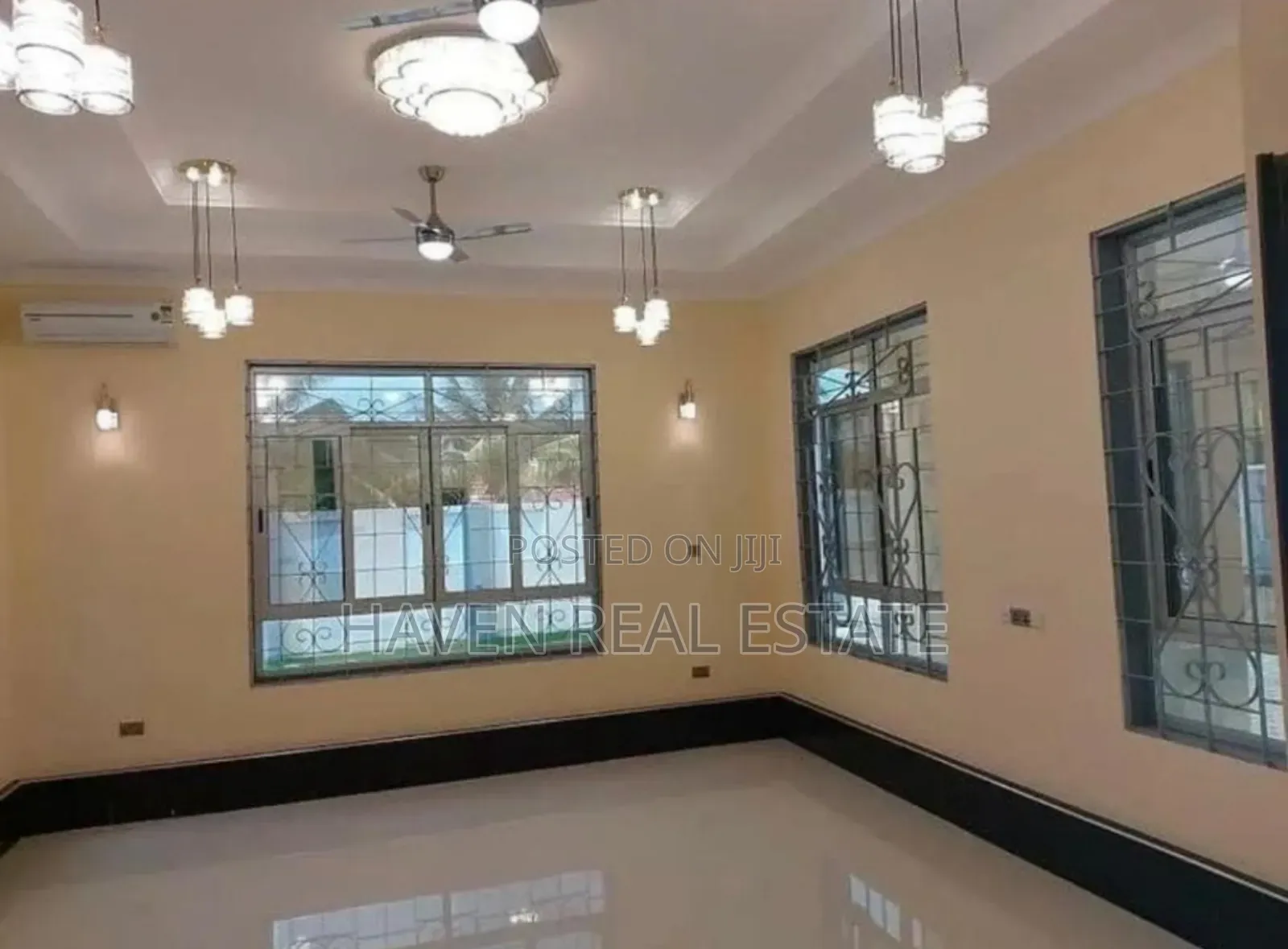 5bdrm House in Kunduchi for sale in Kunduchi