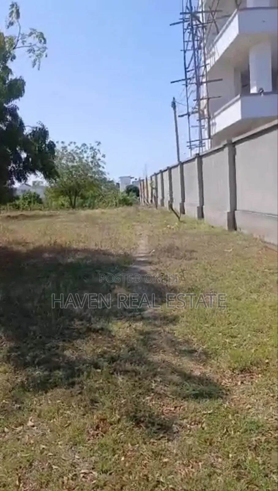 Plot for Sale at Ununio Beach in Kunduchi