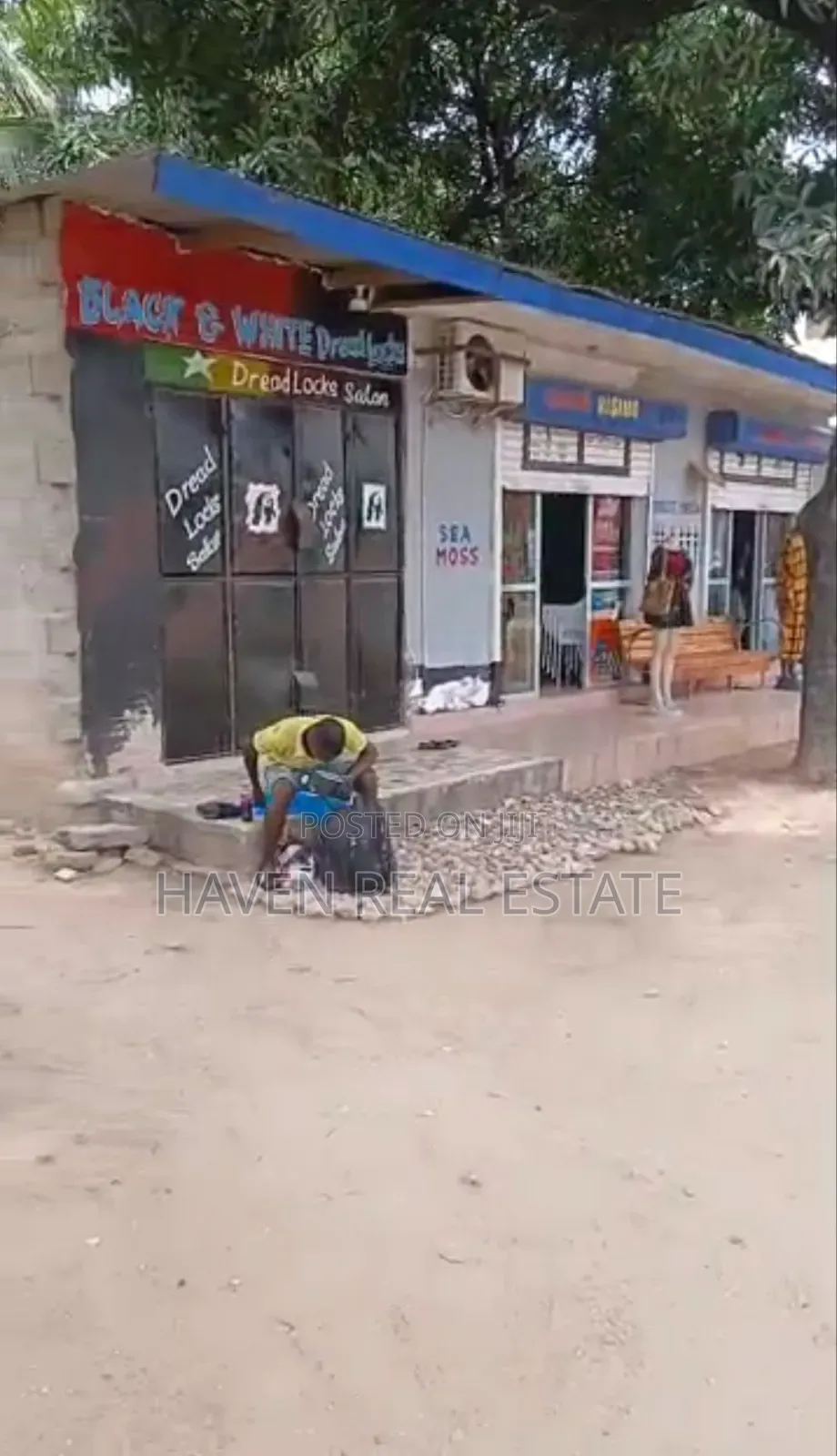 Plot Inauzwa Tegeta Nyuki in Kinondoni