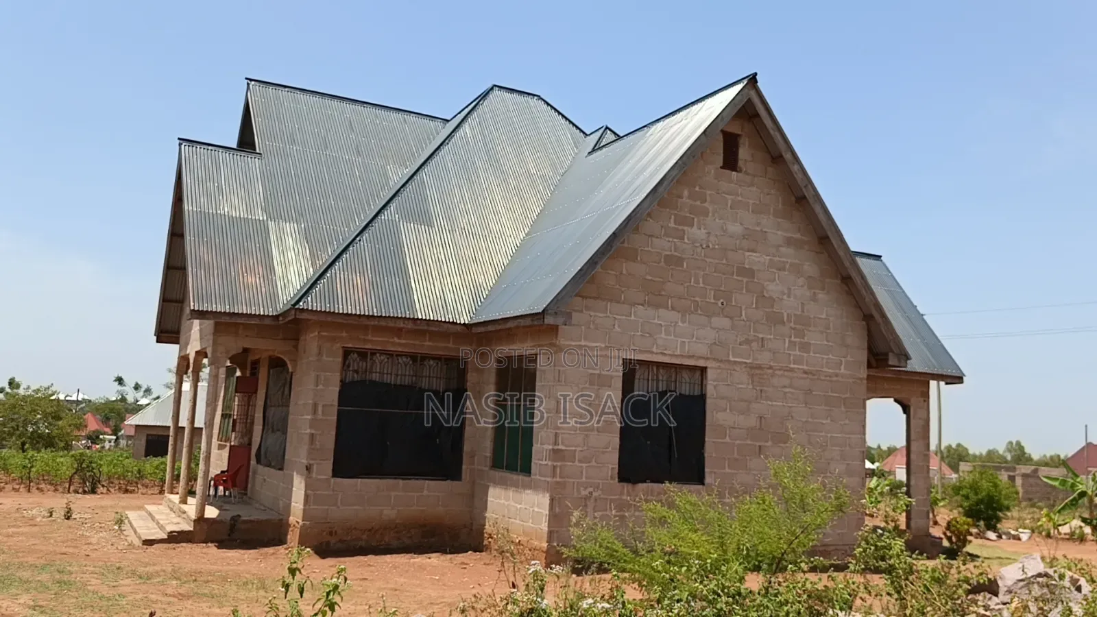 3bdrm House in Isera Center, Buswelu for sale in Buswelu