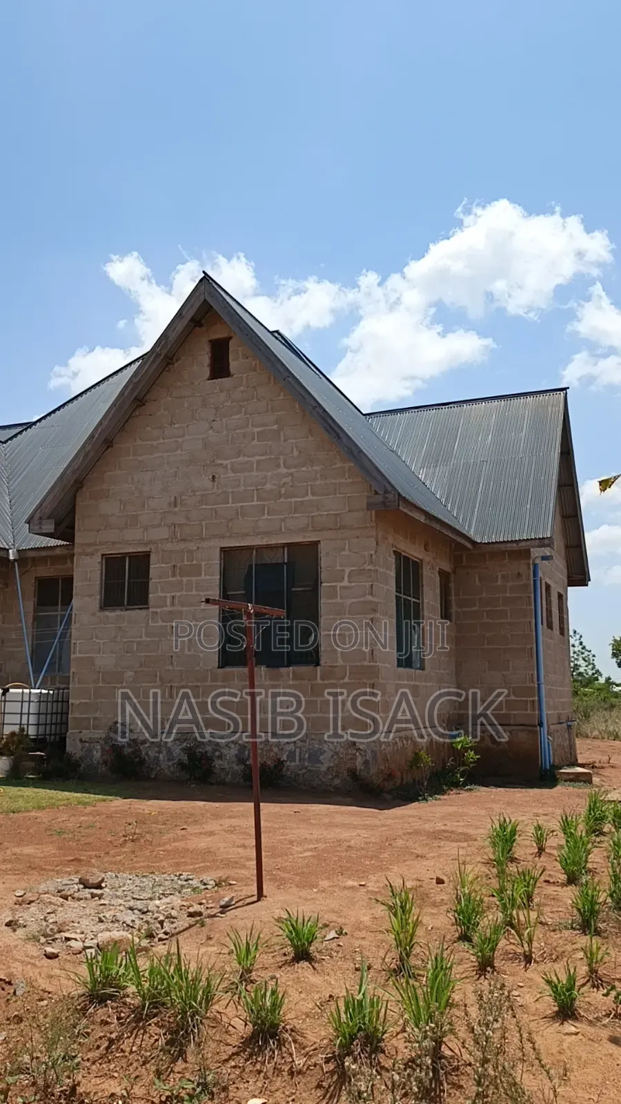 3bdrm House in Isera Center, Buswelu for sale in Buswelu