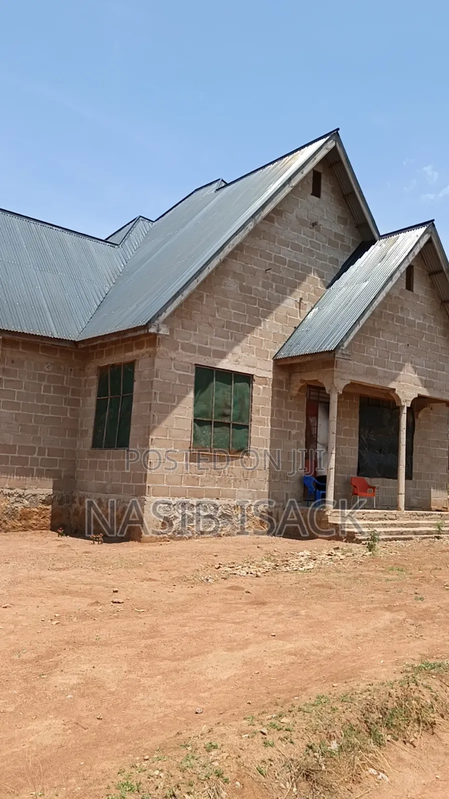 3bdrm House in Isera Center, Buswelu for sale in Buswelu