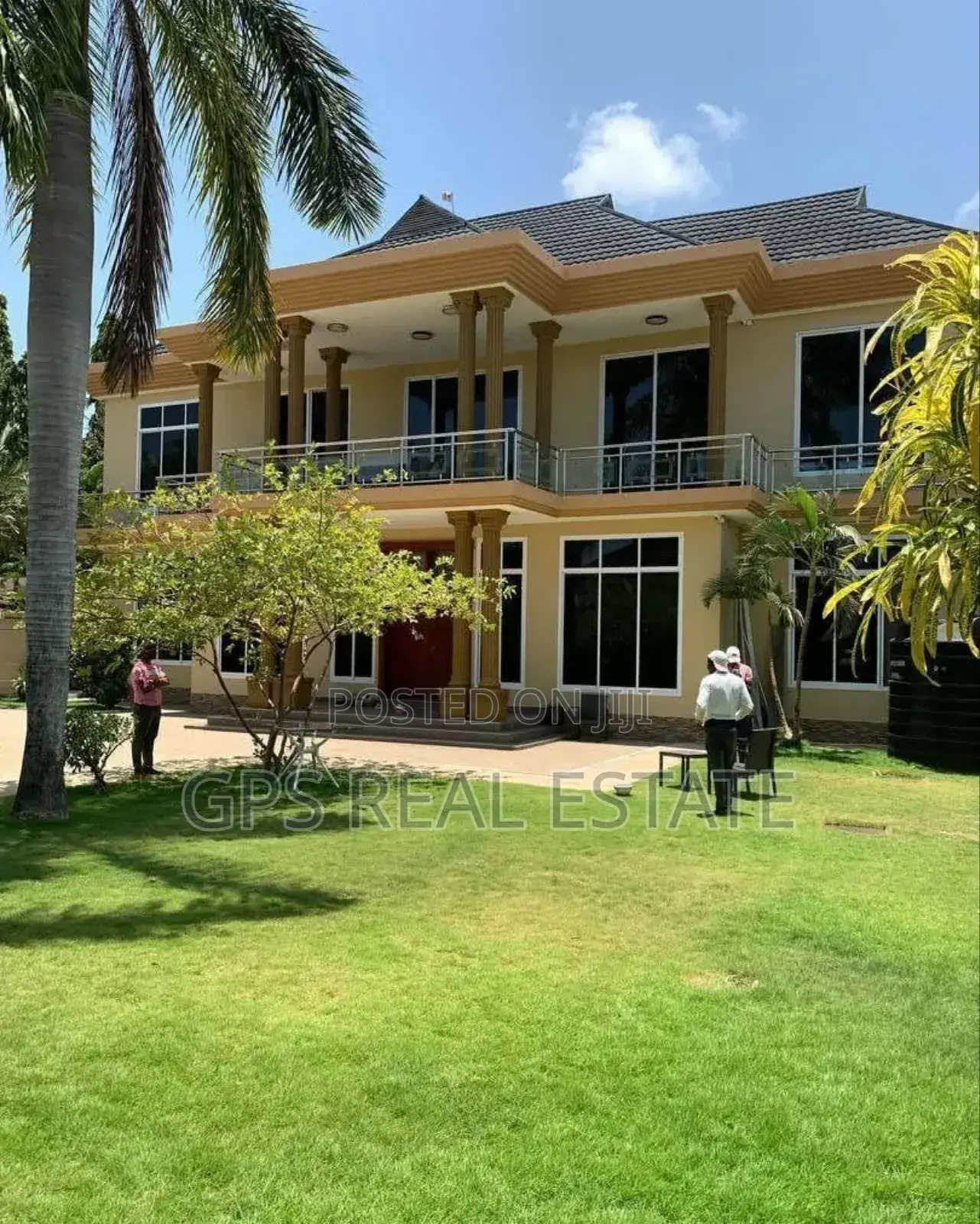 8bdrm House in Mbezi Beach, Kinondoni for sale in Kinondoni