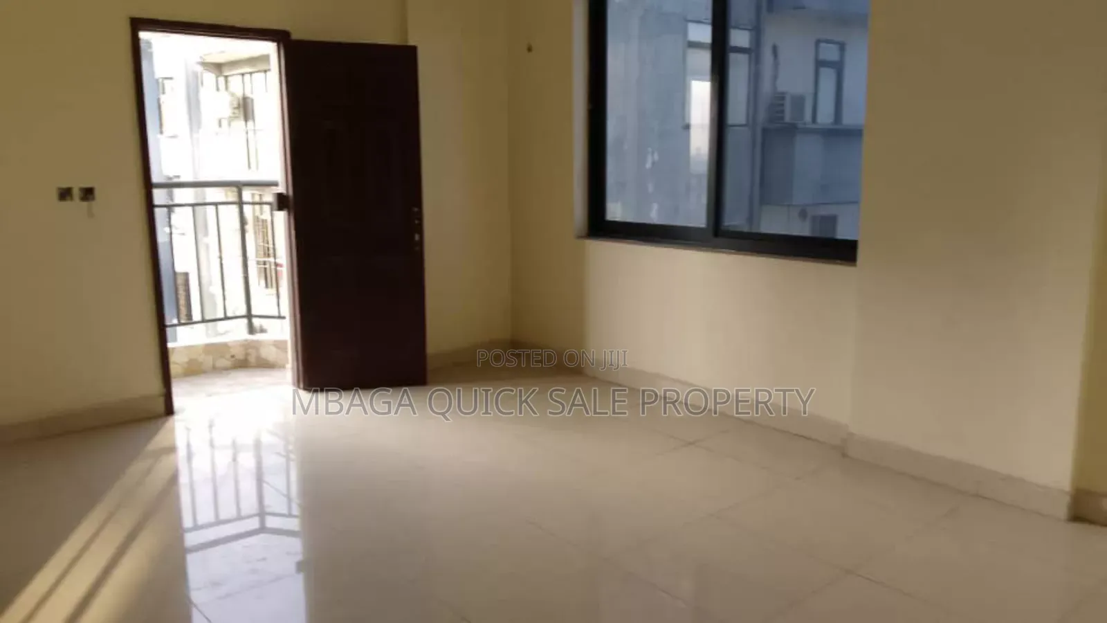 3bdrm Apartment in Upanga for sale in Upanga East
