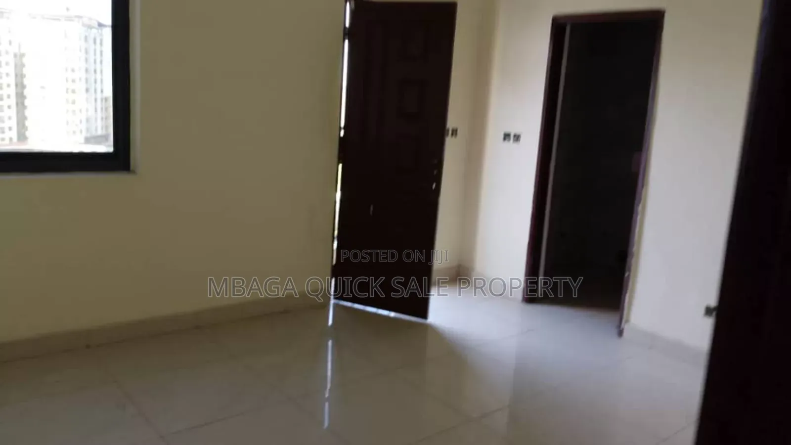 3bdrm Apartment in Upanga for sale in Upanga East