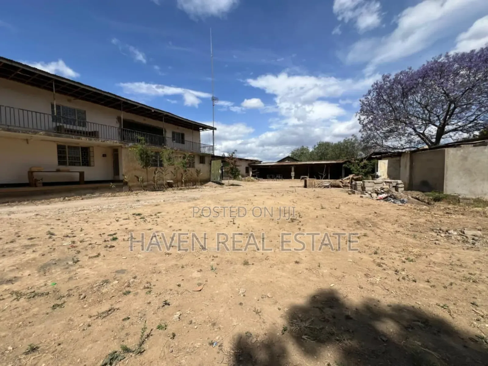 Plot Inauzwa Majengo Road Arusha in Arusha