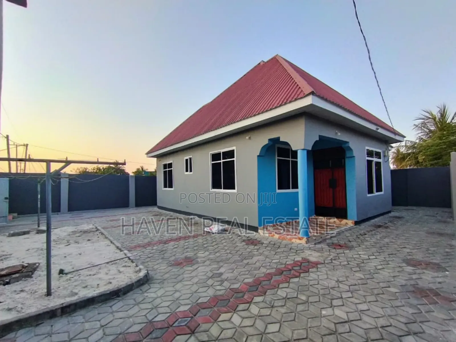3bdrm House in Kinondoni for sale in Kinondoni