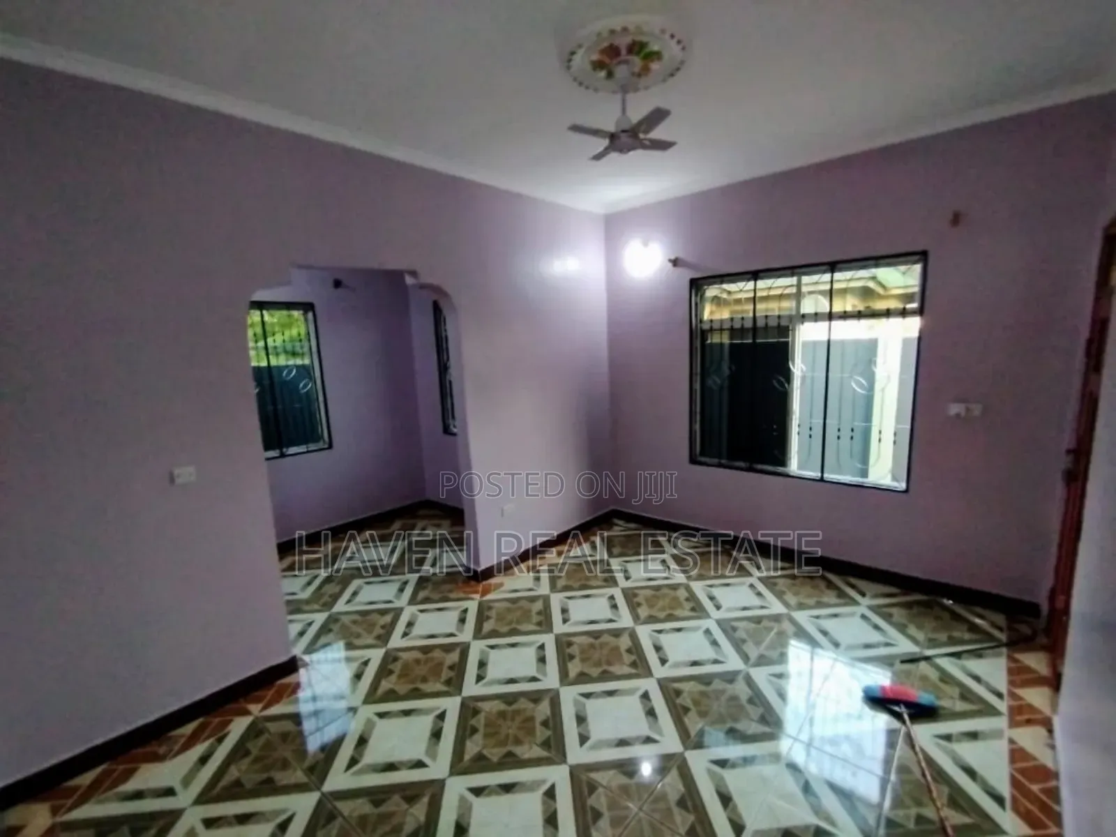 3bdrm House in Kinondoni for sale in Kinondoni
