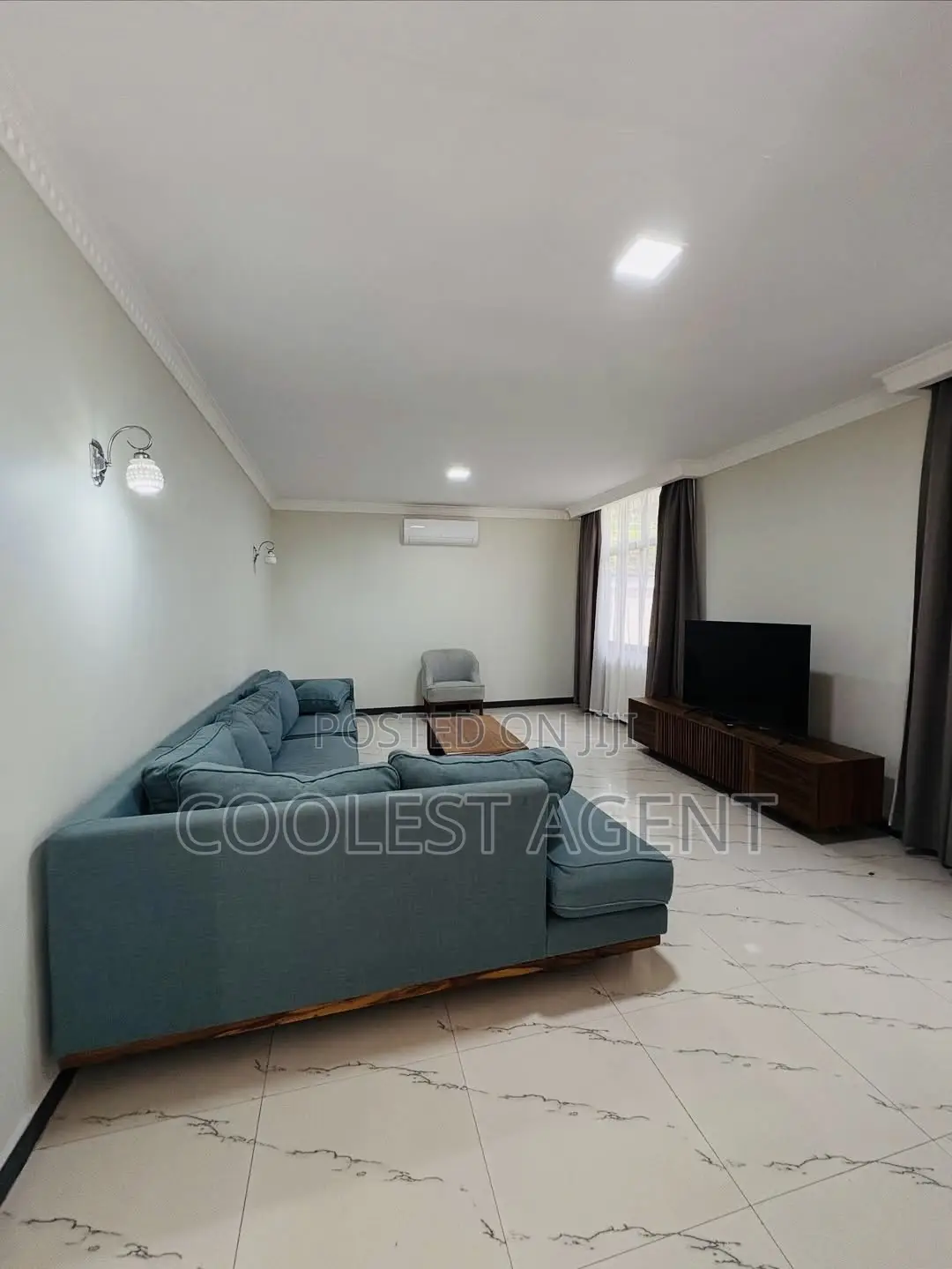 Furnished 4bdrm Villa in Coolest Estate for rent in Ada Estate