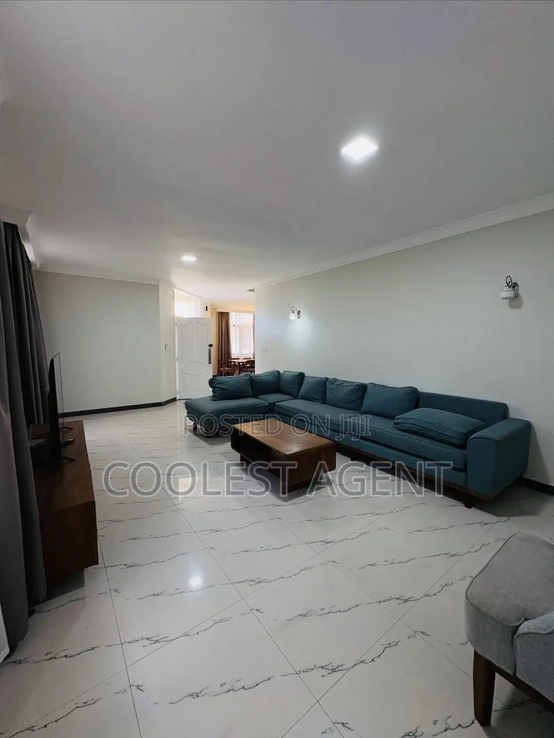 Furnished 4bdrm Villa in Coolest Estate for rent in Ada Estate