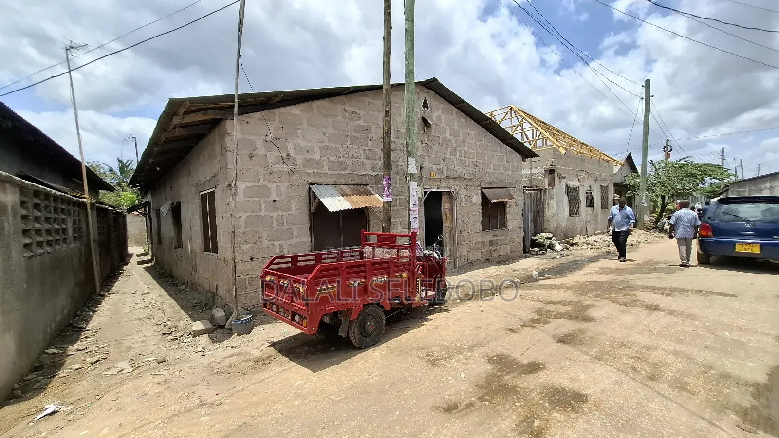 6bdrm Bungalow in Kinondoni Hananasif for sale in Kinondoni