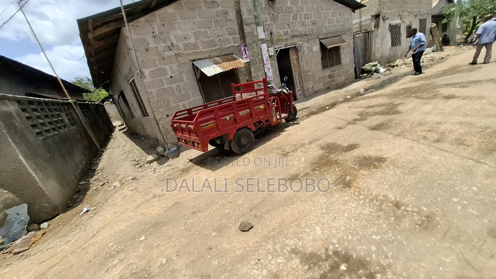 6bdrm Bungalow in Kinondoni Hananasif for sale in Kinondoni