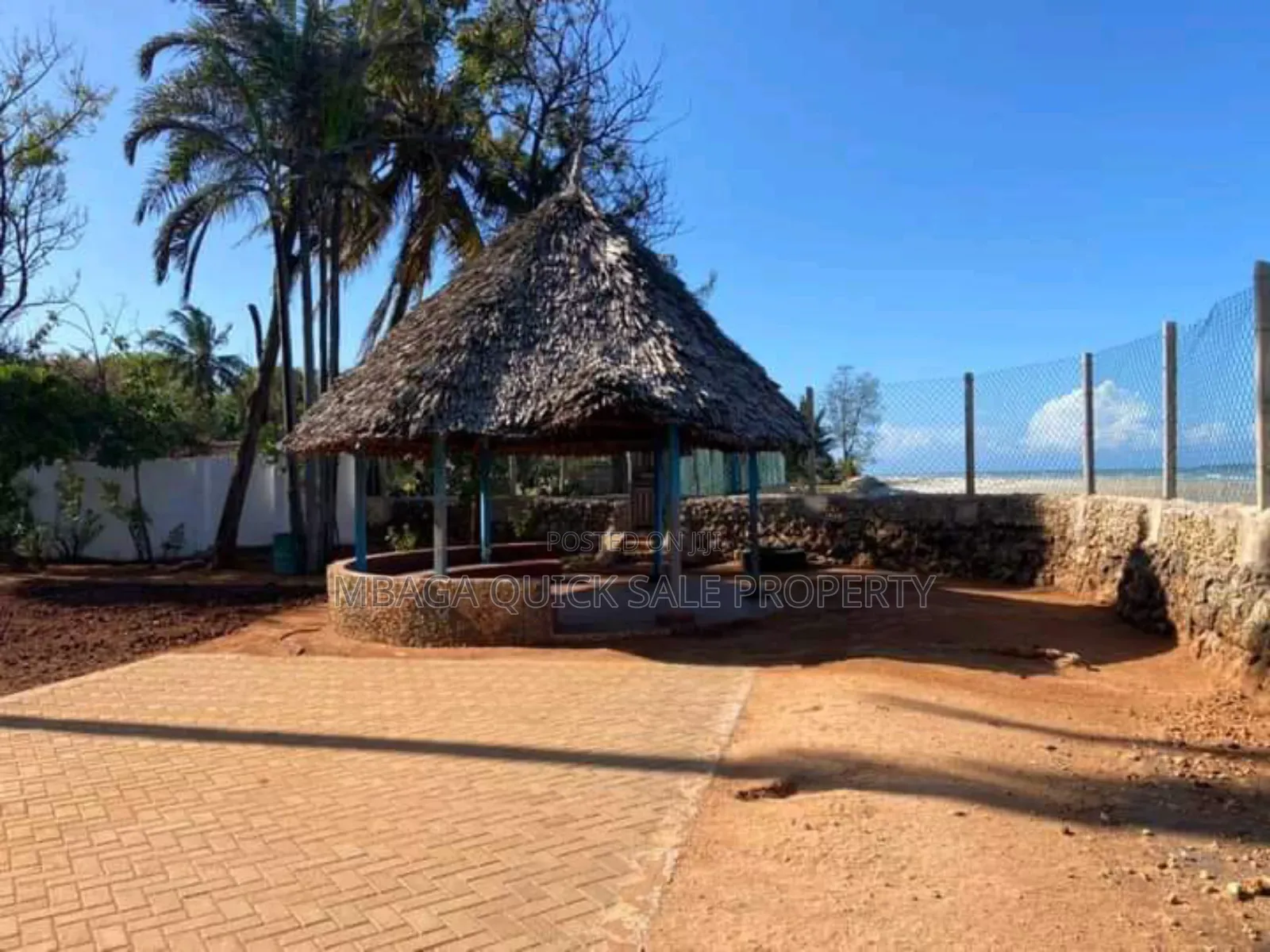 8bdrm House in Mbezi Beach for sale in Mbezi Beach