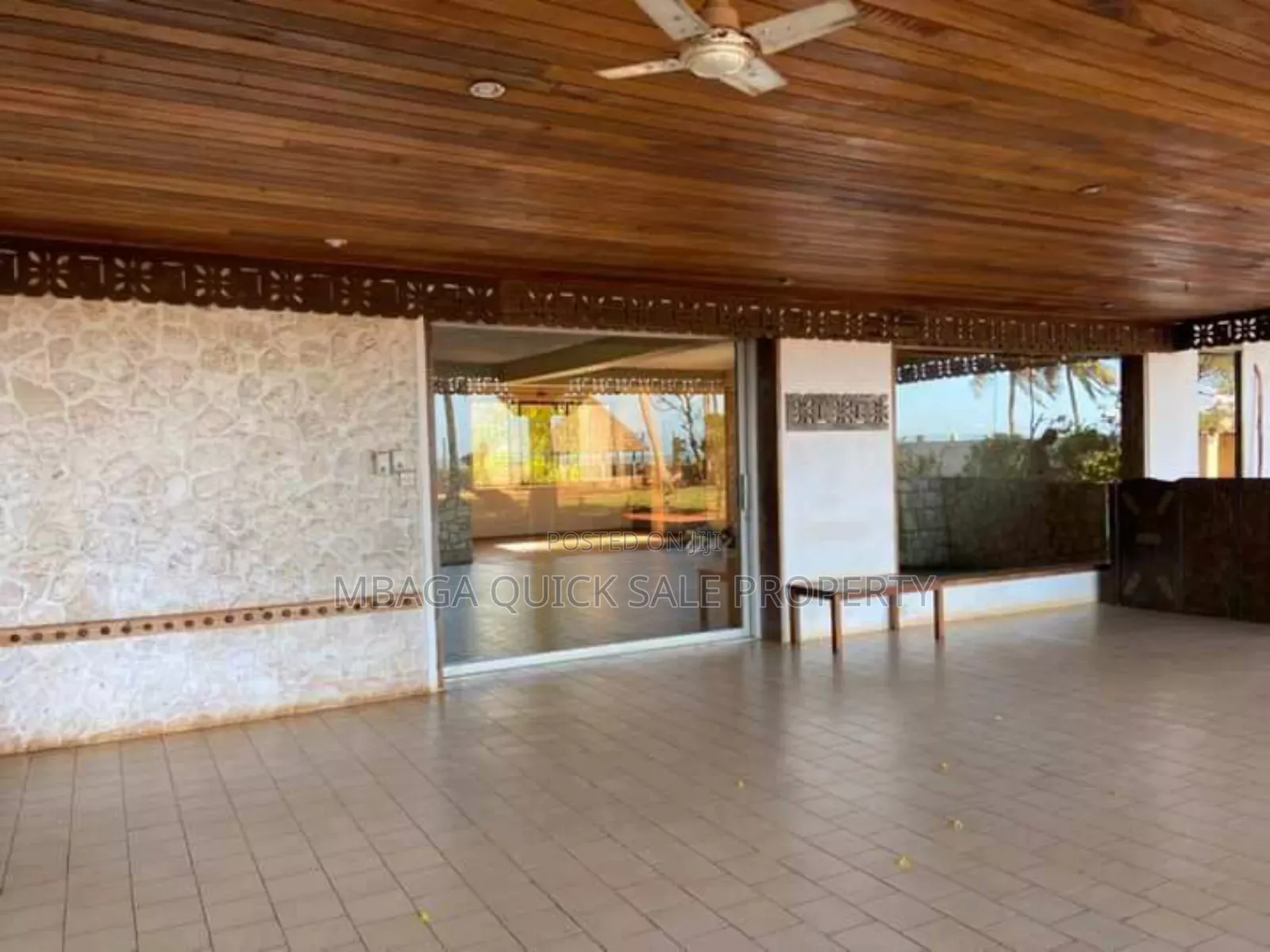 8bdrm House in Mbezi Beach for sale in Mbezi Beach