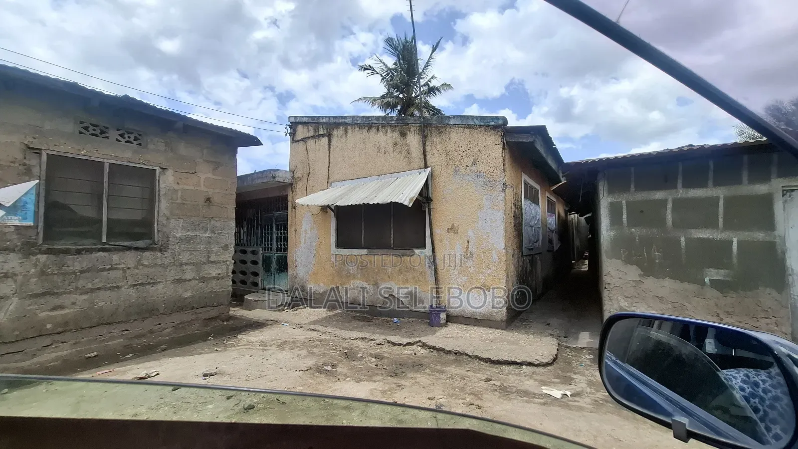 4bdrm Bungalow in Kinondoni Mkwajuni for sale in Kinondoni