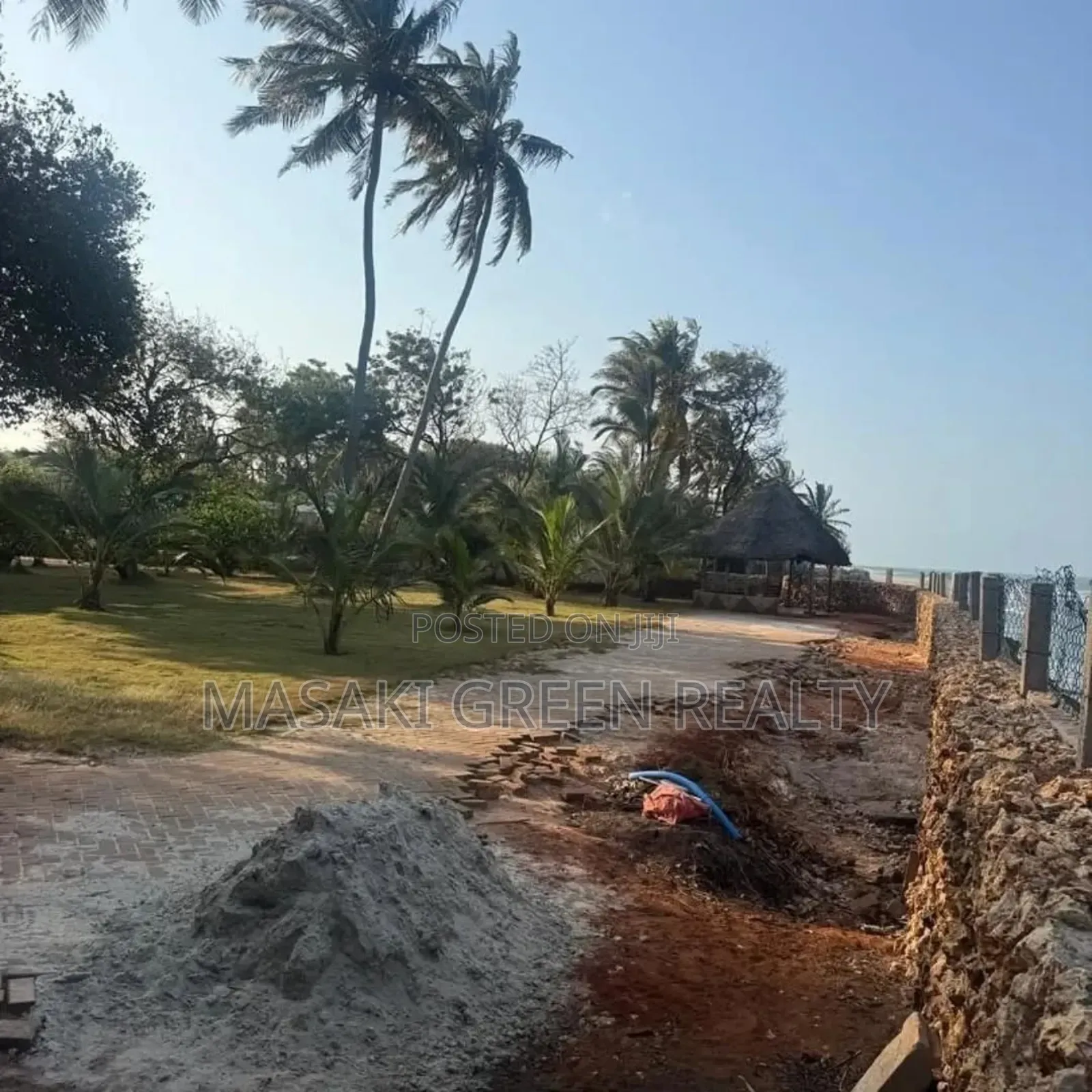 12bdrm House in Mbezi Estate, Kinondoni for sale in Kinondoni