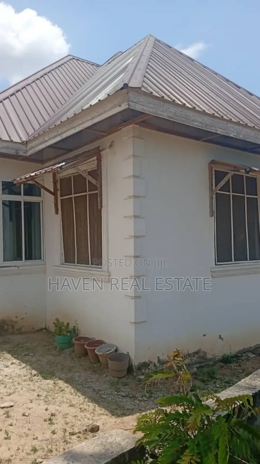 5bdrm House in Goba for sale in Goba